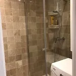 T2 Rer Apartment Cachan